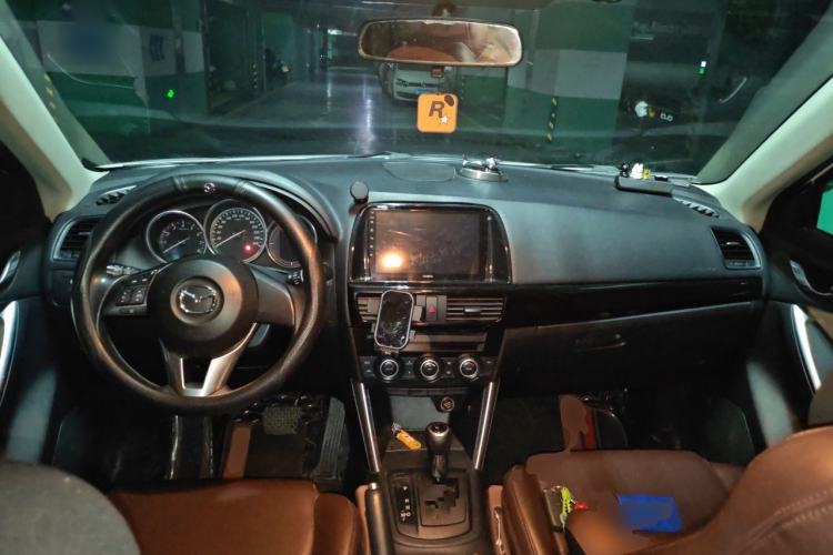 Used Mazda CX-5 2013 2.0L Automatic Two-Wheel Drive Comfort Version Center Console