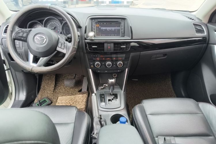 Used Mazda CX-5 2013 2.5L Automatic 4x4 Luxury Version Center Console