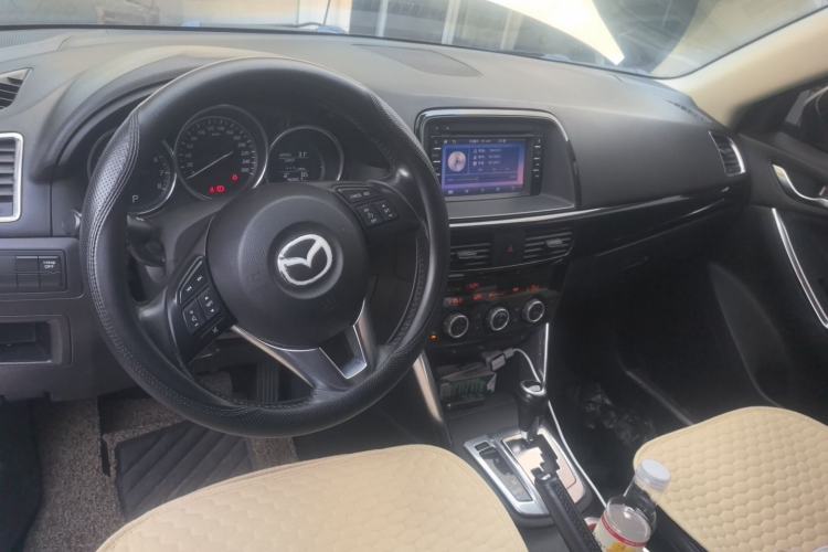 Used Mazda CX-5 2013 2.5L Automatic 4x4 Luxury Version Center Console