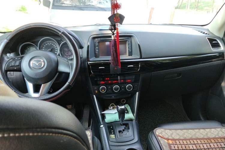 Used Mazda CX-5 2013 2.0L Automatic 4x4 Elite Version Center Console
