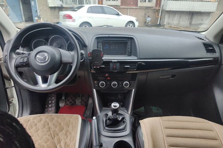 Used Mazda CX-5 2013 2.0L Manual Two-Wheel Drive Comfort Version Center Console