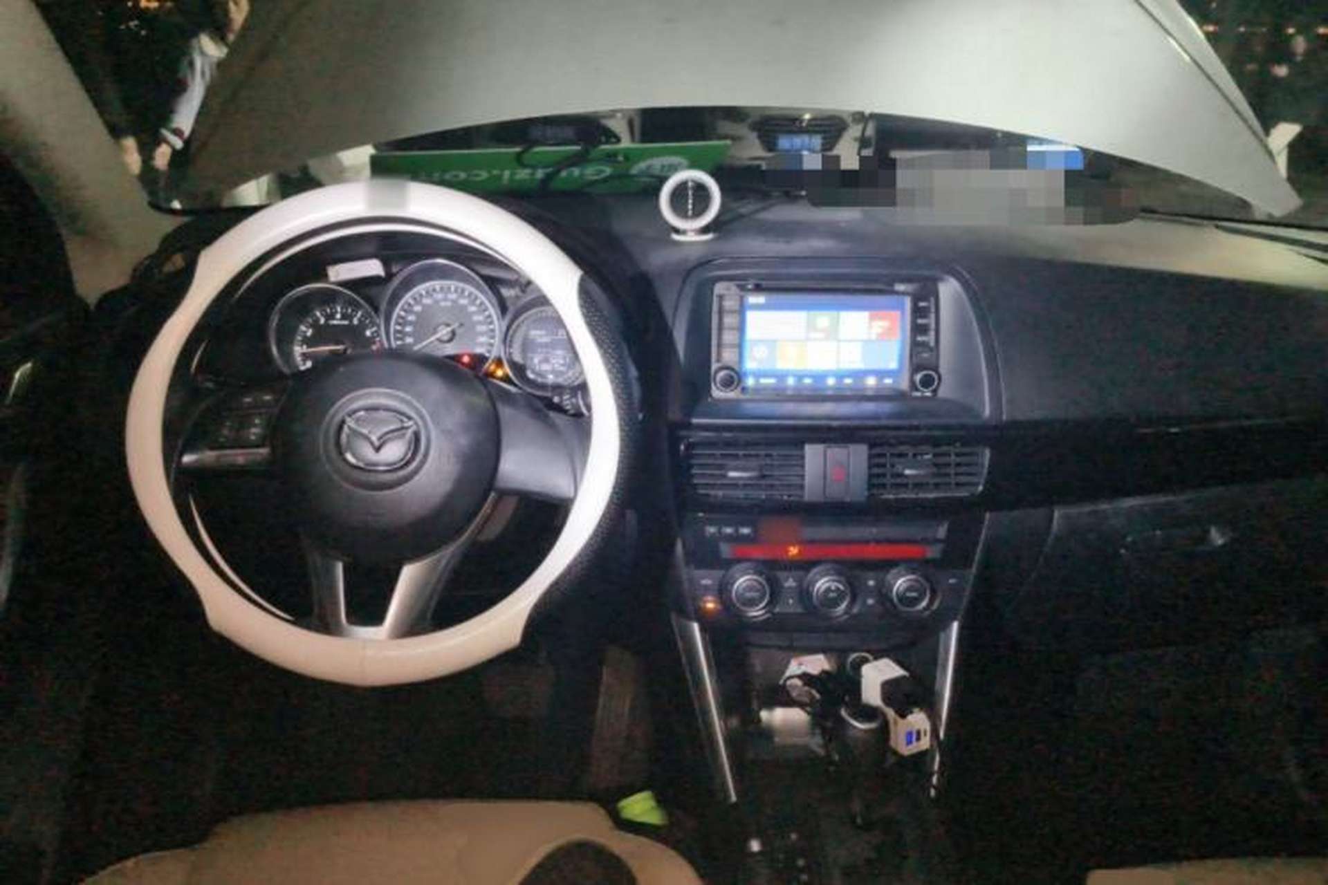Used Mazda CX-5 2013 2.0L Automatic Two-Wheel Drive Comfort Version Center Console