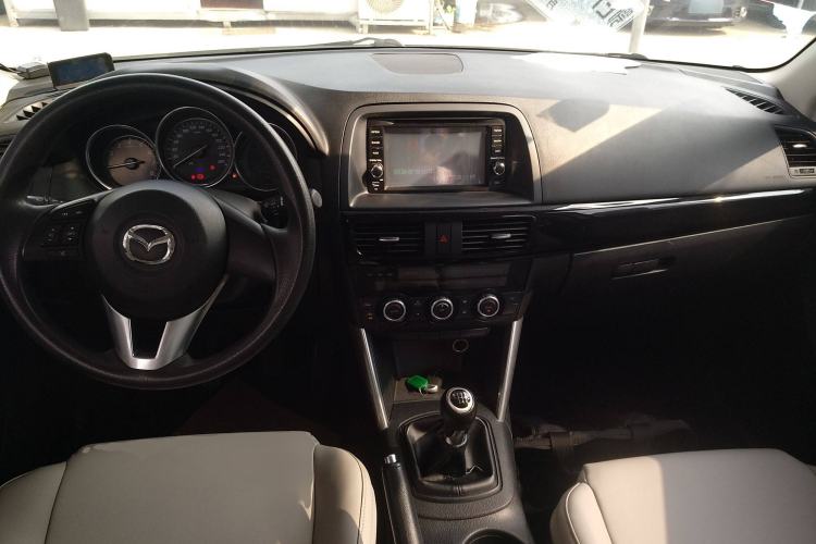Used Mazda CX-5 2013 2.0L Manual Two-Wheel Drive Comfort Version Center Console