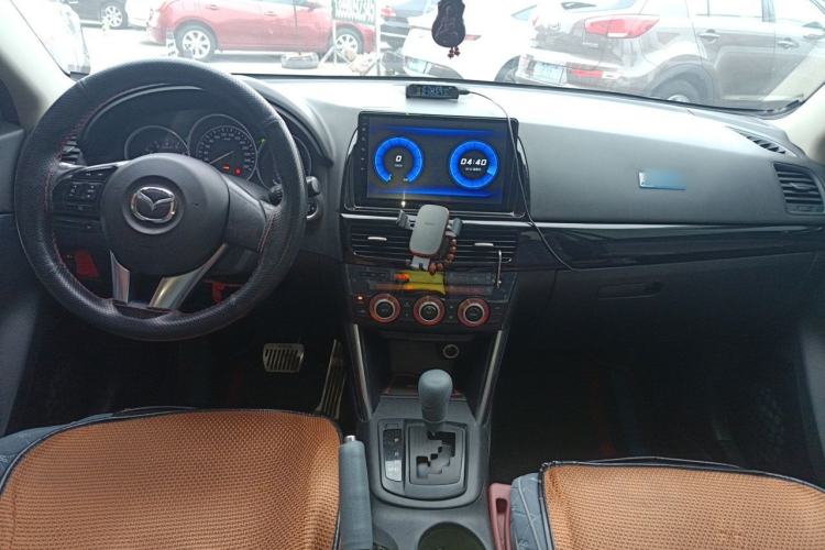 Used Mazda CX-5 2013 2.0L Automatic Two-Wheel Drive Comfort Version Center Console
