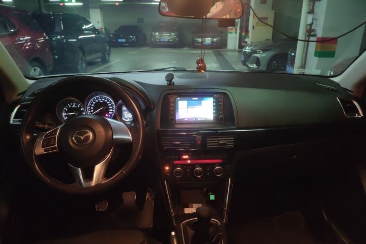 Used Mazda CX-5 2013 2.0L Manual Two-Wheel Drive Comfort Version Center Console