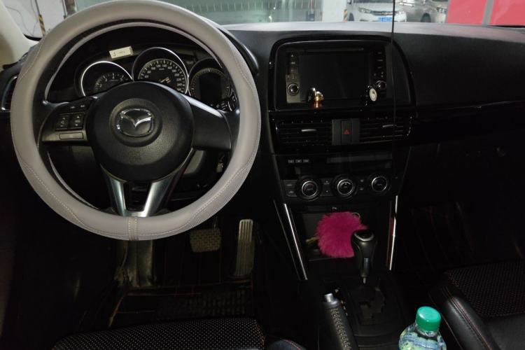Used Mazda CX-5 2013 2.0L Automatic 4x4 Elite Version Center Console