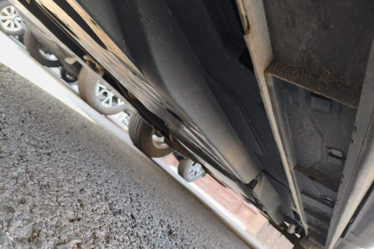 Used Mazda CX-5 2013 2.0L Automatic 4x4 Elite Version Chassis Front Left