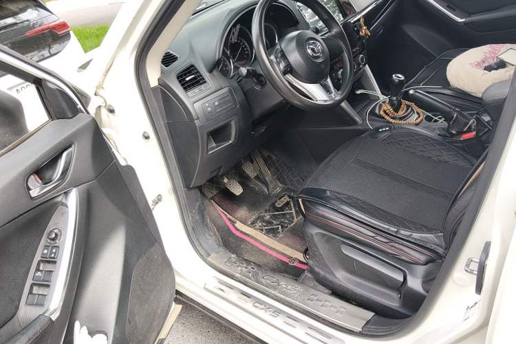 Used Mazda CX-5 2013 2.0L Manual Two-Wheel Drive Comfort Version Driver Seat