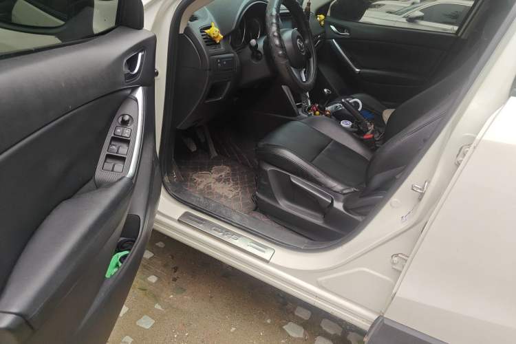 Used Mazda CX-5 2013 2.0L Manual Two-Wheel Drive Comfort Version Driver Seat