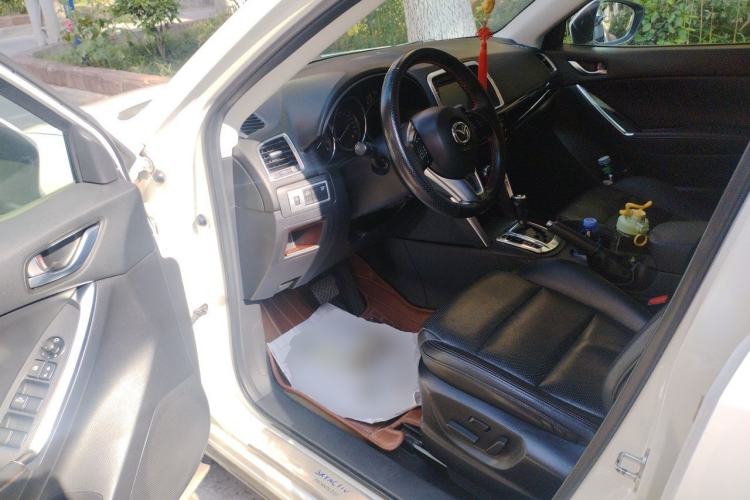 Used Mazda CX-5 2013 2.5L Automatic 4x4 Luxury Version Driver Seat