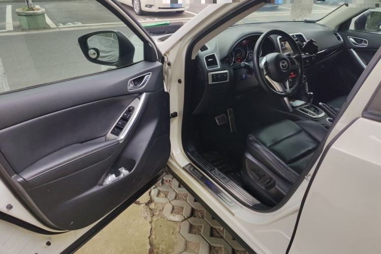 Used Mazda CX-5 2013 2.5L Automatic 4x4 Luxury Version Driver Seat