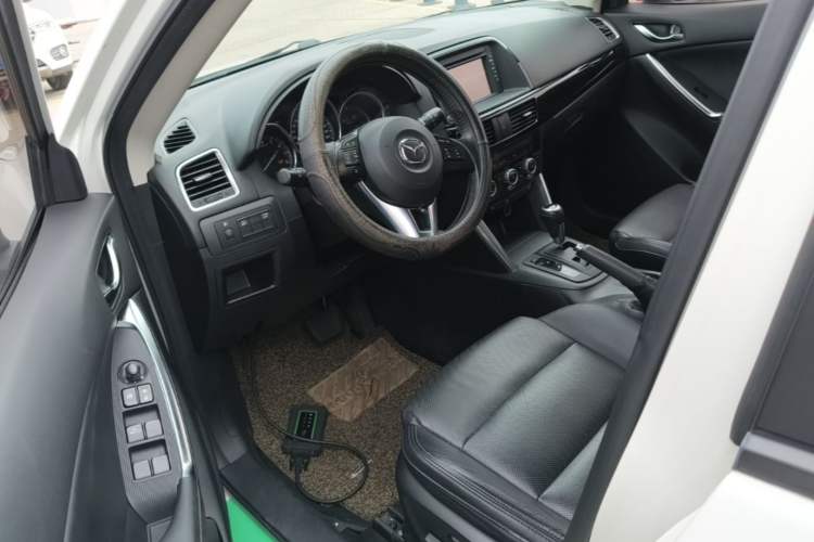 Used Mazda CX-5 2013 2.5L Automatic 4x4 Luxury Version Driver Seat