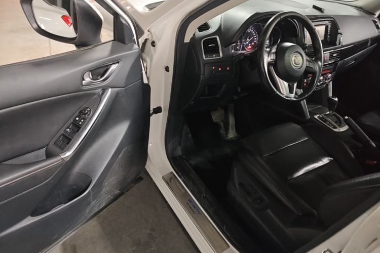 Used Mazda CX-5 2013 2.5L Automatic 4x4 Luxury Version Driver Seat