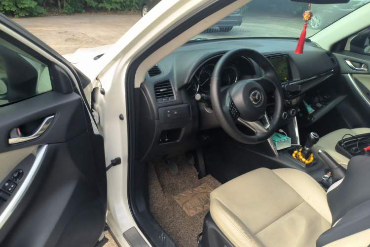 Used Mazda CX-5 2013 2.0L Manual Two-Wheel Drive Comfort Version Driver Seat