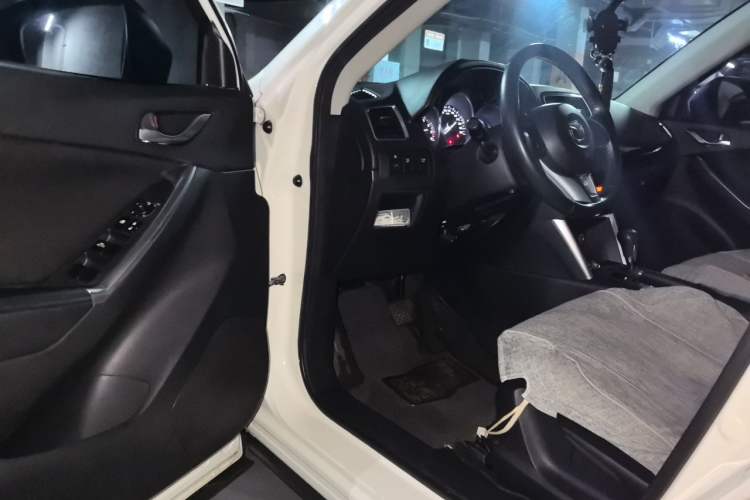 Used Mazda CX-5 2013 2.0L Automatic 4x4 Elite Version Driver Seat