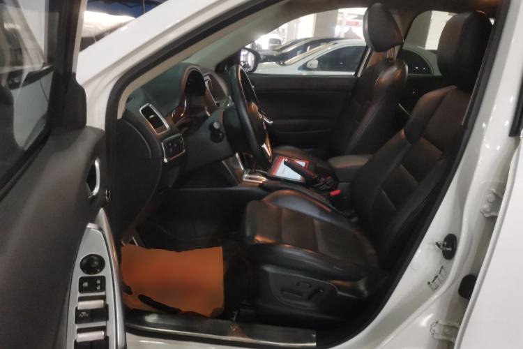 Used Mazda CX-5 2013 2.5L Automatic 4x4 Luxury Version Driver Seat