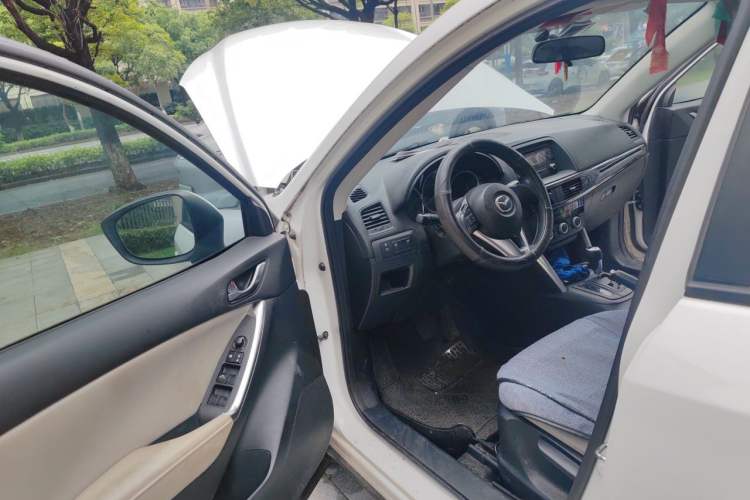 Used Mazda CX-5 2013 2.0L Automatic Two-Wheel Drive Comfort Version Driver Seat