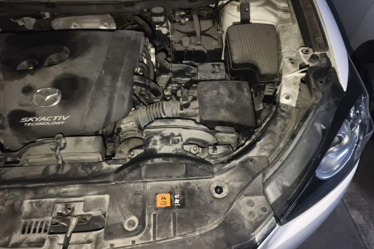 Used Mazda CX-5 2013 2.0L Automatic Two-Wheel Drive Comfort Version Engine Bay Left
