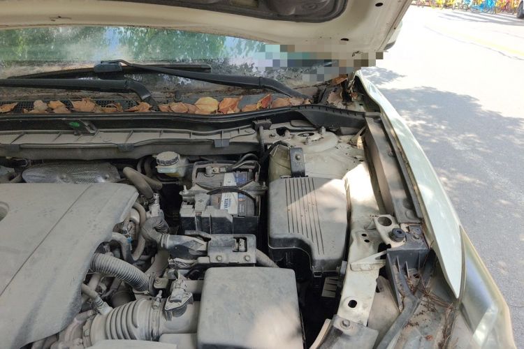 Used Mazda CX-5 2013 2.0L Manual Two-Wheel Drive Comfort Version Engine Bay Left
