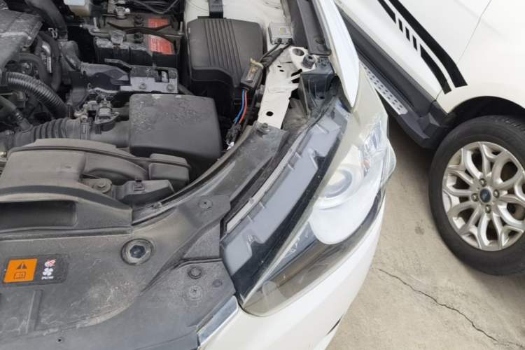 Used Mazda CX-5 2013 2.5L Automatic 4x4 Luxury Version Engine Bay Left