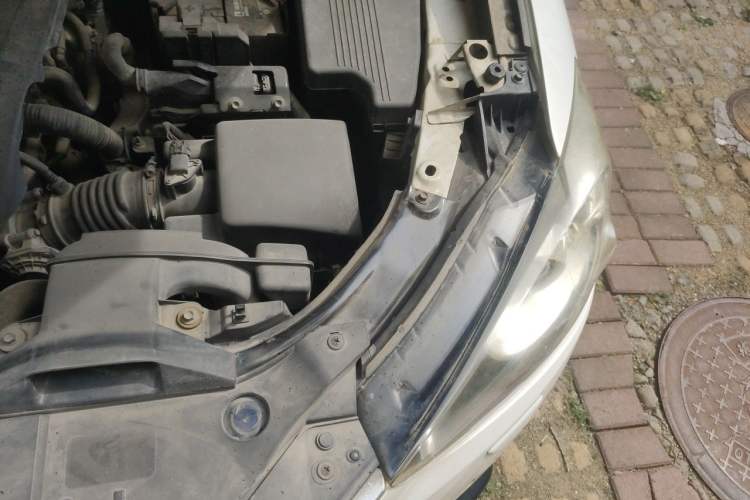 Used Mazda CX-5 2013 2.0L Automatic 4x4 Prestige Edition Engine Bay Left