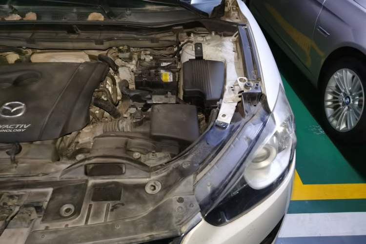 Used Mazda CX-5 2013 2.0L Automatic Two-Wheel Drive Comfort Version Engine Bay Left