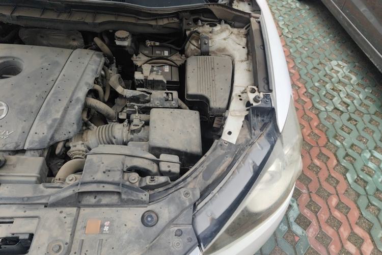 Used Mazda CX-5 2013 2.0L Manual Two-Wheel Drive Comfort Version Engine Bay Left