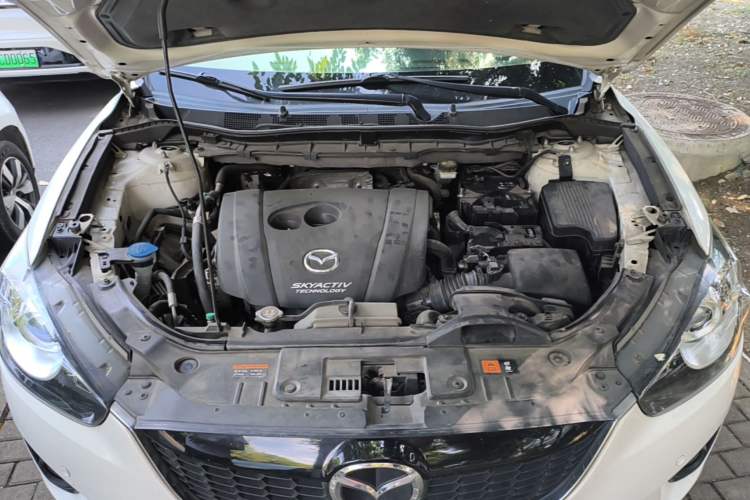 Used Mazda CX-5 2013 2.0L Automatic Two-Wheel Drive Comfort Version Engine Bay
