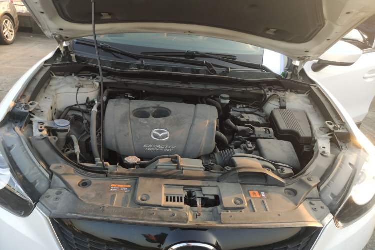 Used Mazda CX-5 2013 2.0L Manual Two-Wheel Drive Comfort Version Engine Bay