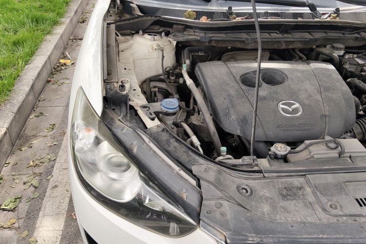 Used Mazda CX-5 2013 2.0L Manual Two-Wheel Drive Comfort Version Engine Bay Right