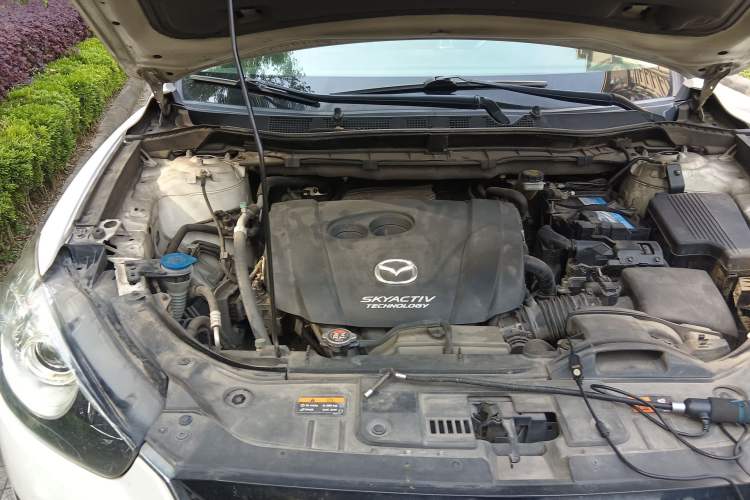 Used Mazda CX-5 2013 2.0L Automatic Two-Wheel Drive Comfort Version Engine Bay Right