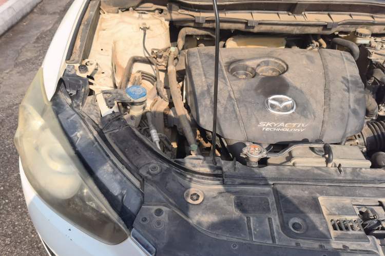 Used Mazda CX-5 2013 2.0L Automatic Two-Wheel Drive Comfort Version Engine Bay Right