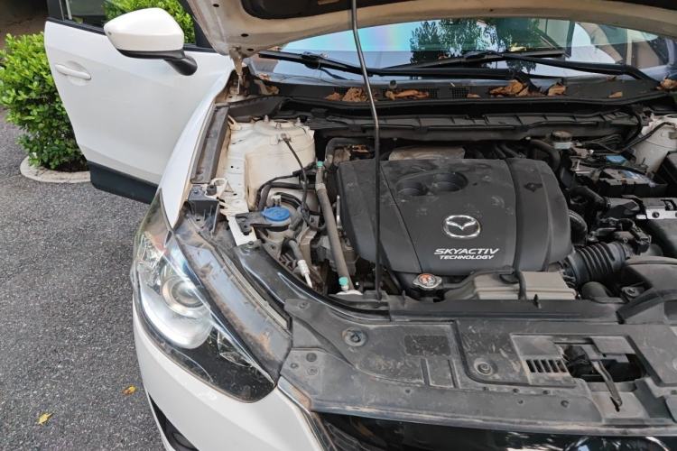Used Mazda CX-5 2013 2.0L Automatic Two-Wheel Drive Comfort Version Engine Bay Right