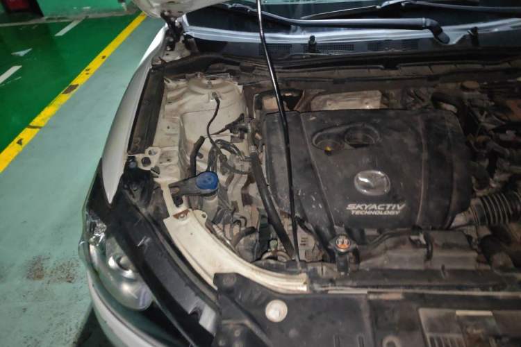 Used Mazda CX-5 2013 2.0L Automatic Two-Wheel Drive Comfort Version Engine Bay Right