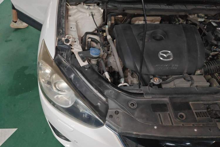 Used Mazda CX-5 2013 2.0L Automatic 4x4 Prestige Edition Engine Bay Right