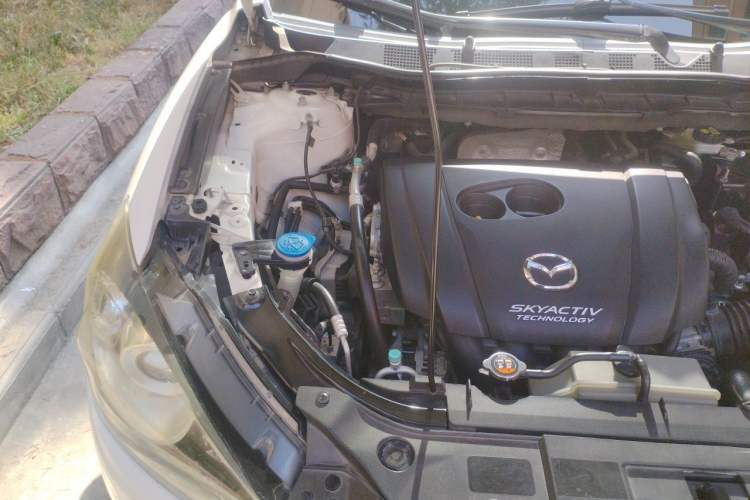 Used Mazda CX-5 2013 2.5L Automatic 4x4 Luxury Version Engine Bay Right