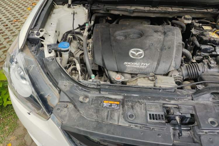 Used Mazda CX-5 2013 2.5L Automatic 4x4 Luxury Version Engine Bay Right