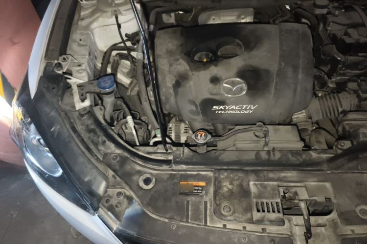 Used Mazda CX-5 2013 2.0L Automatic Two-Wheel Drive Comfort Version Engine Bay Right