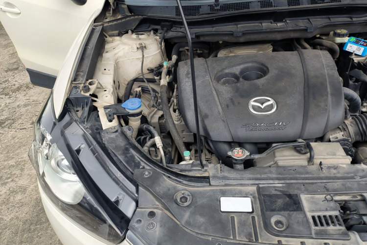 Used Mazda CX-5 2013 2.5L Automatic 4x4 Luxury Version Engine Bay Right