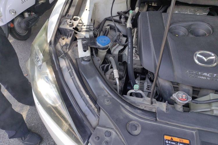 Used Mazda CX-5 2013 2.5L Automatic 4x4 Luxury Version Engine Bay Right