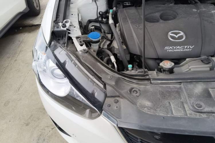Used Mazda CX-5 2013 2.5L Automatic 4x4 Luxury Version Engine Bay Right
