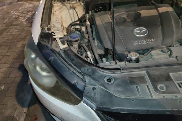 Used Mazda CX-5 2013 2.5L Automatic 4x4 Luxury Version Engine Bay Right