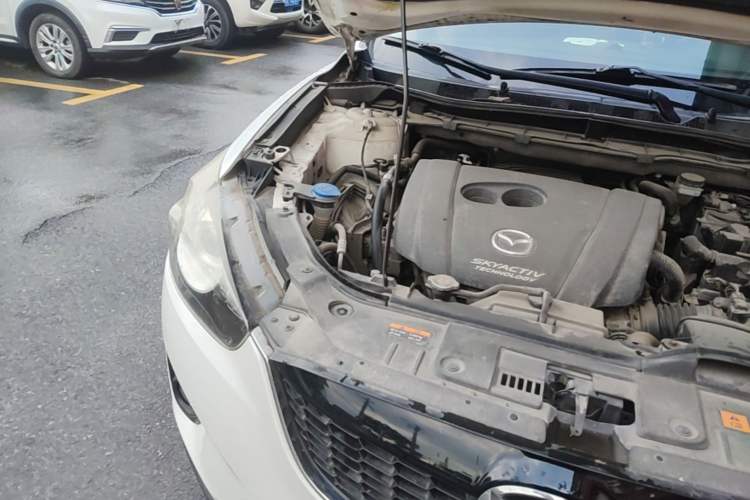 Used Mazda CX-5 2013 2.0L Automatic Two-Wheel Drive Comfort Version Engine Bay Right