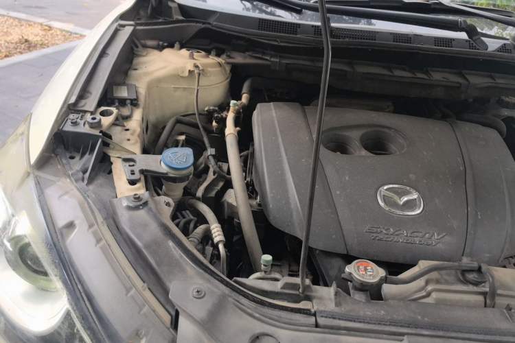 Used Mazda CX-5 2013 2.0L Automatic Two-Wheel Drive Comfort Version Engine Bay Right