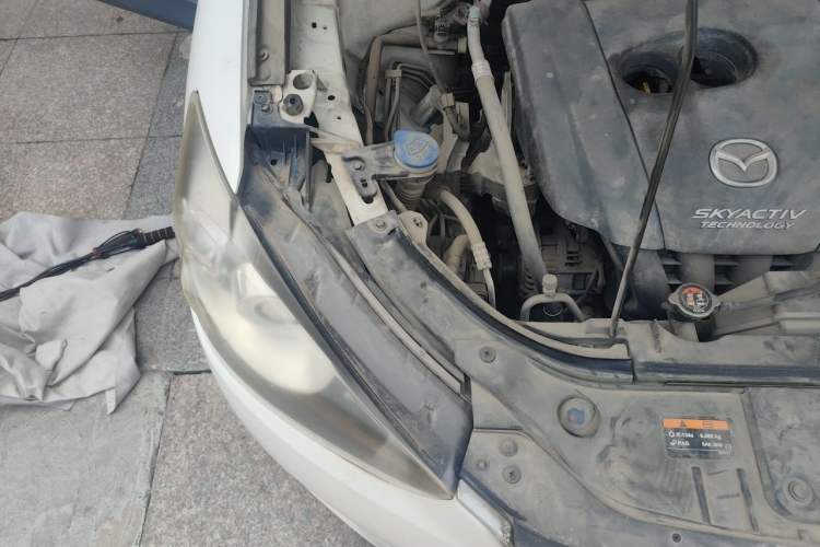 Used Mazda CX-5 2013 2.0L Automatic Two-Wheel Drive Comfort Version Engine Bay Right