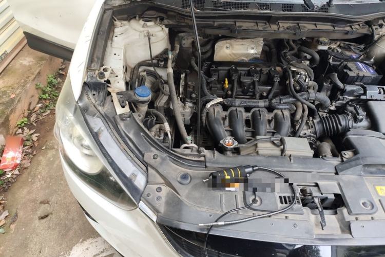 Used Mazda CX-5 2013 2.0L Automatic Two-Wheel Drive Comfort Version Engine Bay Right
