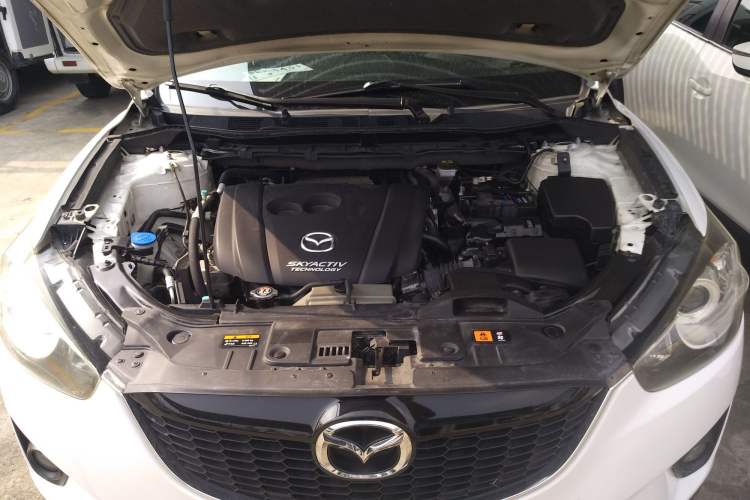 Used Mazda CX-5 2013 2.0L Manual Two-Wheel Drive Comfort Version Engine Bay