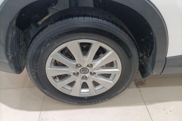 Used Mazda CX-5 2013 2.0L Automatic Two-Wheel Drive Comfort Version Exterior 5