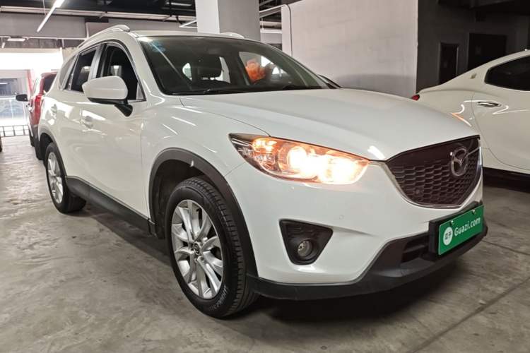 Used Mazda CX-5 2013 2.5L Automatic 4x4 Luxury Version Front Right 45 Deg