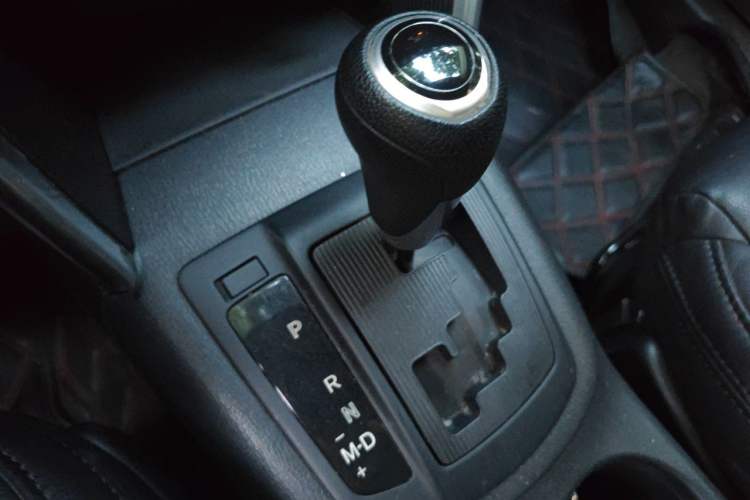 Used Mazda CX-5 2013 2.0L Automatic Two-Wheel Drive Comfort Version Gear Lever